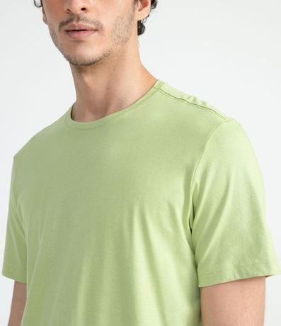 Remera Slim Básica en Algodón Peruano con Cuello Redondo 3