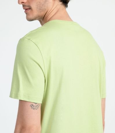 Remera Slim Básica en Algodón Peruano con Cuello Redondo 4