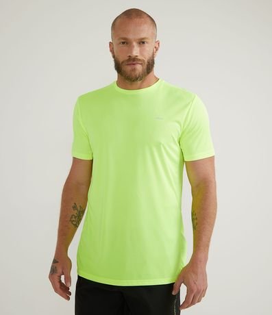 Remera Deportiva con Tecnología Dry e Detalles Reflectantes 2