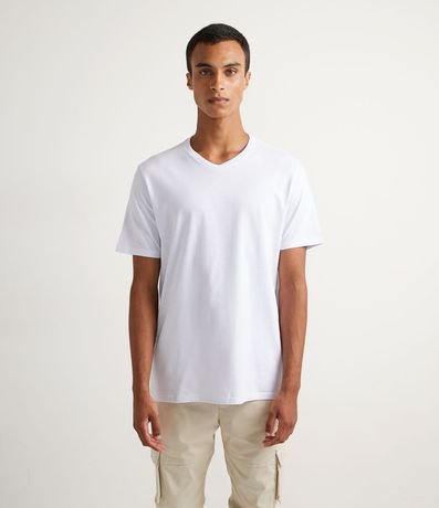 Remera Básica con Cuello V