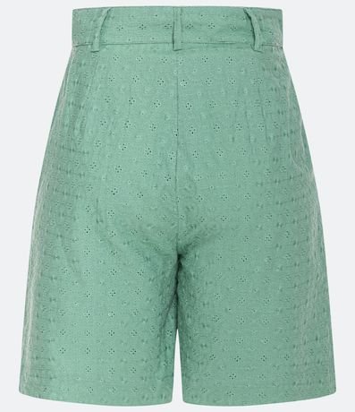 Bermuda en Laise con Botón Nacarado y Bolsillos 2