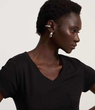 Blusa Básica en Algodón con Pequeño Bolsillo Frontal