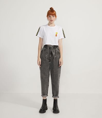 Blusa Cropped en Sudadera Ligera con Estampado Lisa Simpson 1
