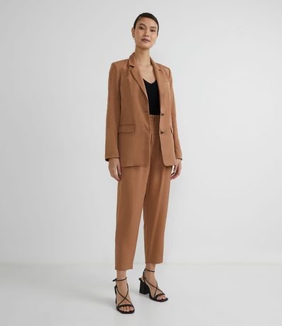Pantalón en Liocel con Cintura Ancha y Pespuntado 4