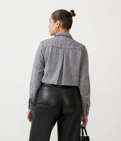 Camisa Cropped Manga Larga con Estampado en Padronaje de Espina de Pescado 3