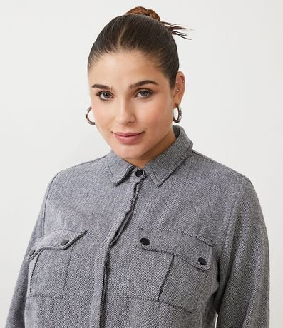 Camisa Cropped Manga Larga con Estampado en Padronaje de Espina de Pescado 4