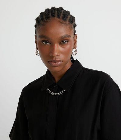 Mono en Viscosa con Abertura Frontal y Manga Corta 4