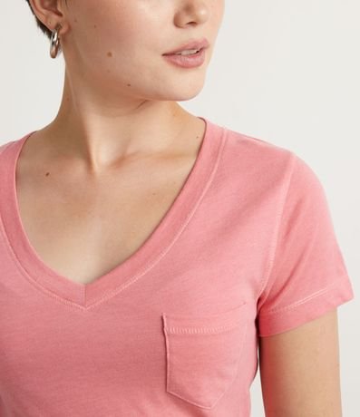 Blusa Básica en Algodón con Pequeño Bolsillo Delantero 3
