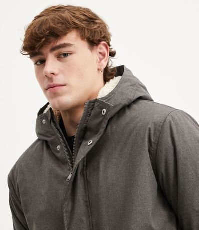 Campera Pesada con Capucha Bolsillos y Forro Sherpa 4