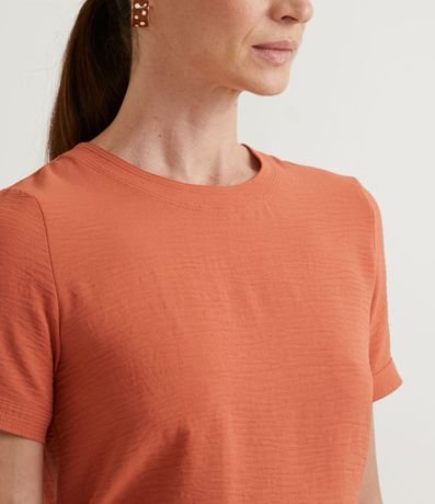 Blusa con Aberturas y Detalles de Pespuntes 3