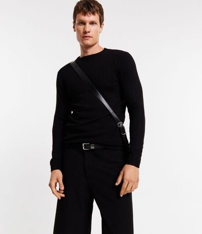 Suéter en Viscosa con Textura en Rayas Verticales 2