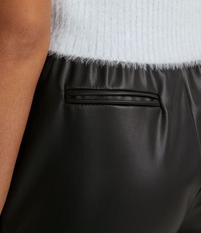 Pantalón Jogger en Material Sintético con Cintura Elástica y Amarre 4