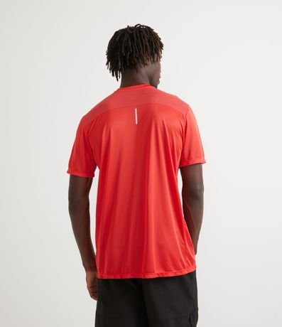 Remera Deportiva con Tecnología Dry e Detalles Reflectantes 2