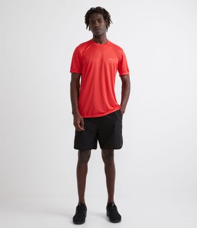 Remera Deportiva con Tecnología Dry e Detalles Reflectantes 5