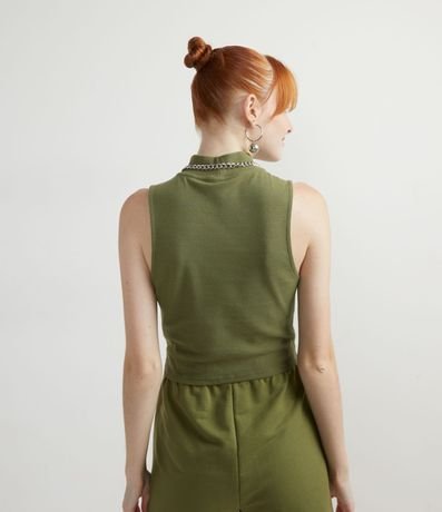 Blusa Cropped Básica sin Manga en Algodón con Cuello Alto 2
