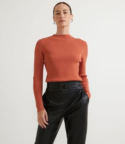 Blusa Básica en Tejido de Punto Acanalada con Cuello Alto