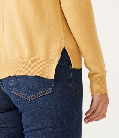 Suetér en Viscosa Cuello Alto con Frizo en Frente 5