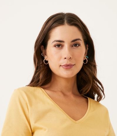 Blusa Básica en Media Malla con Escote V 4