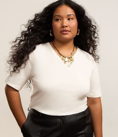 Blusa Básica en Algodón con Cuello V Curve & Plus Size 3