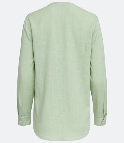 Camisa en Viscolino con Abotonado y Barra Mullet 6