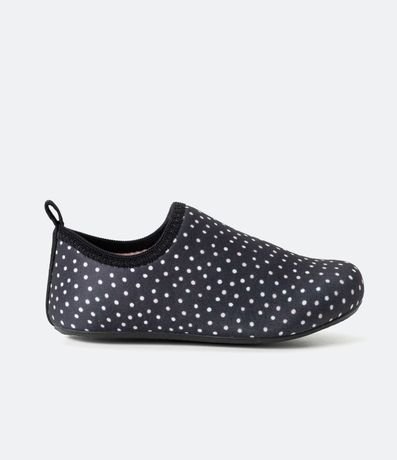 Zapatilla Infantil Embogama con Estampado Lunares y Calce Fácil