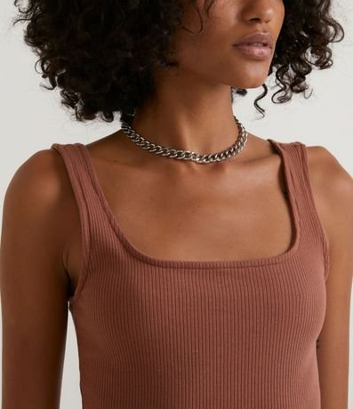 Vestido Midi Básico con Escote Cuadrado 3