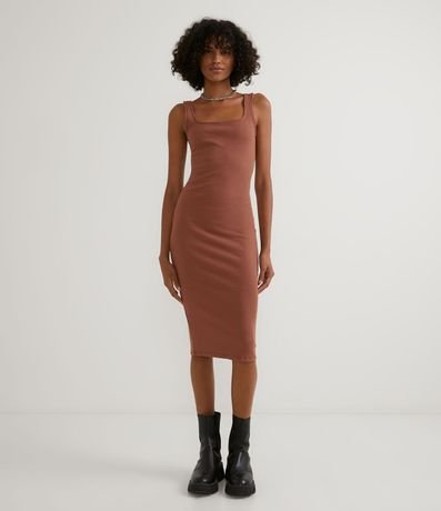 Vestido Midi Básico con Escote Cuadrado 4