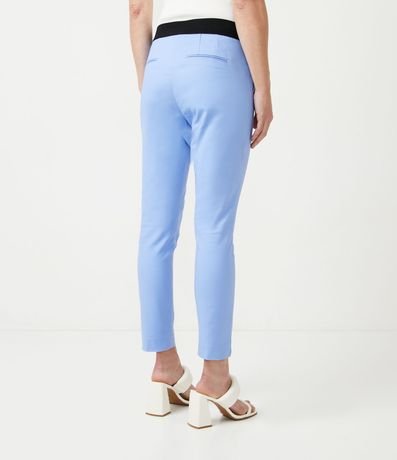 Pantalón Sastrería con Bolsillos Detanteros Sin Estampa 3