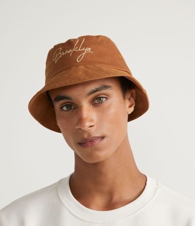 Sombrero Bucket con Lettering Brooklyn 4
