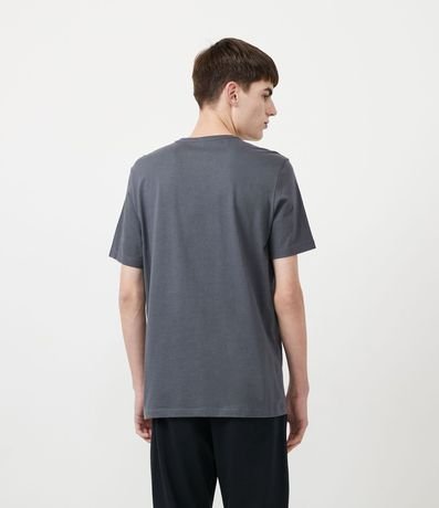 Remera Slim Básica en Algodón Peruano con Cuello Redondo 3