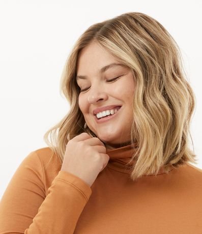 Blusa Manga Larga en Viscolycra con Cuello Alto Curve & Plus Size 4