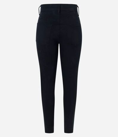 Pantalón Skinny Básica en Sarga con Cintura Mediana y Bolsillos 5