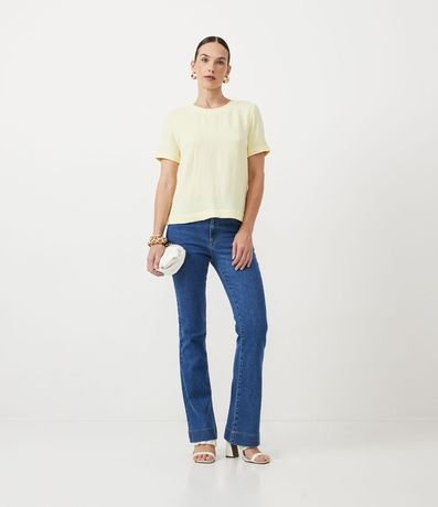 Blusa con Aberturas y Detalles de Pespuntes 2