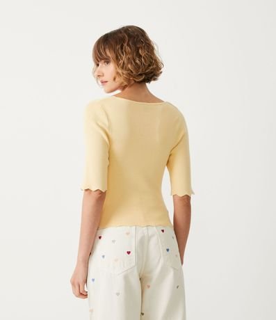 Blusa de Punto con Escote Cuadrado y Volados en la Barra 4