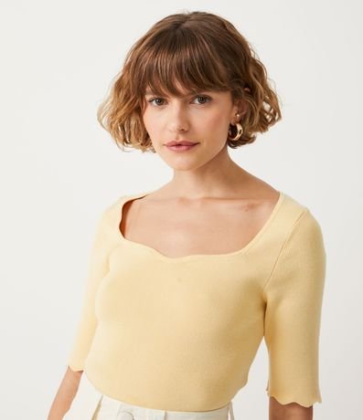 Blusa de Punto con Escote Cuadrado y Volados en la Barra 5