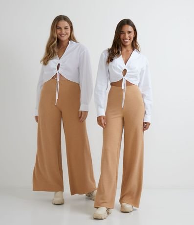 Pantalón Pantalona en Terciopelo con Textura Acanalada 1