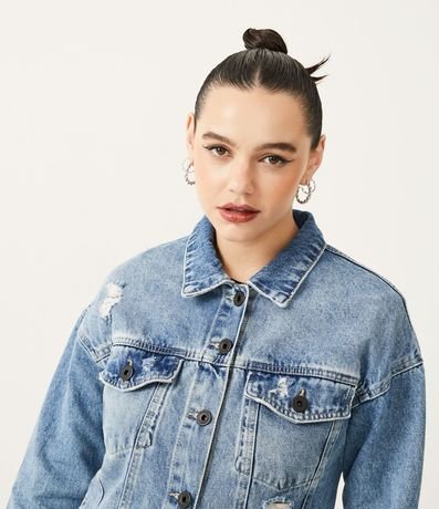 Campera Alargada Jeans con Gastados y Bolsillos Delanteros 4