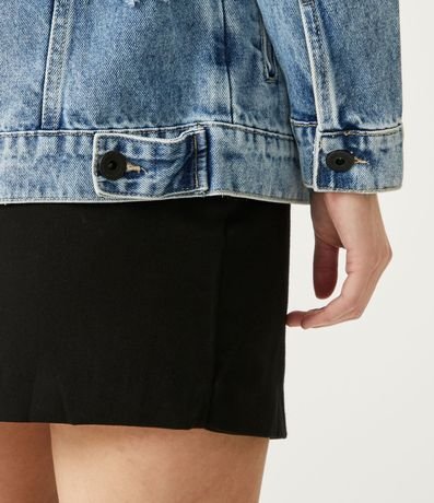 Campera Alargada Jeans con Gastados y Bolsillos Delanteros 5