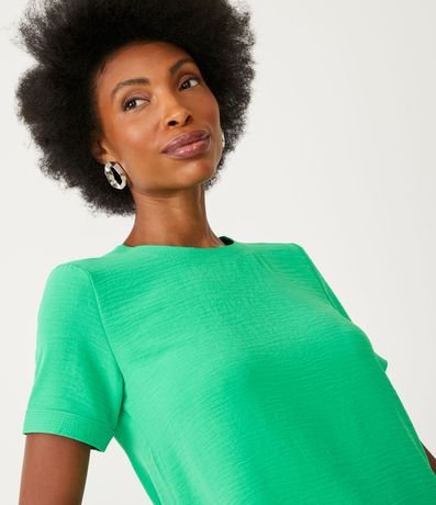 Blusa con Aberturas y Detalles de Pespuntes 4