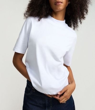 Blusa en Algodón con Cuello Alto y Manga Corta 3