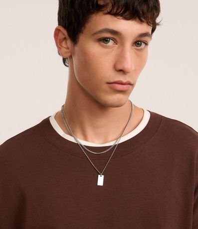 Collar Capas en Metal con Placa 3