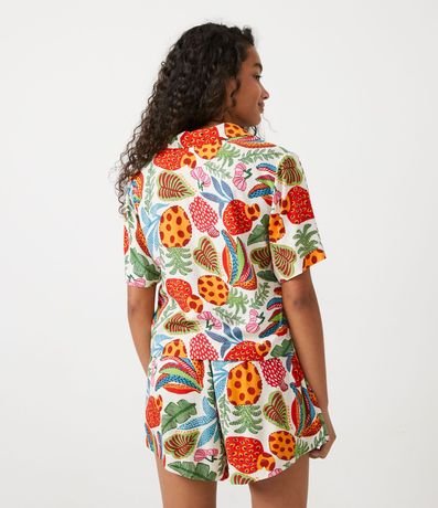 Camisa en Viscosa con Manga Corta y Estampado Tropical Flores y Frutas 3