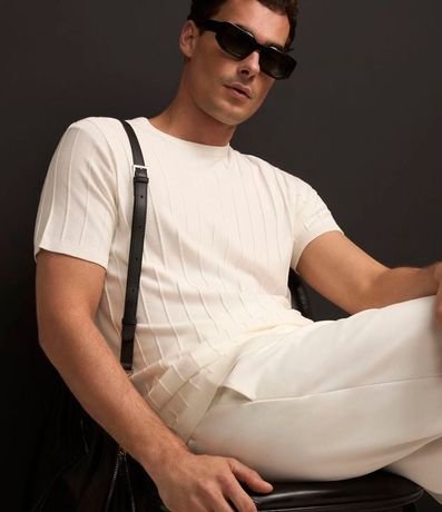 Remera Manga Corta en Viscosa Texturizada 7