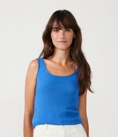 Blusa Musculosa en Viscosa con Cuello Redondo 2