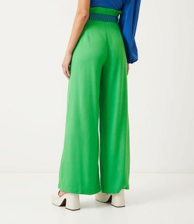 Pantalón en Lino con Pliegues y Cinturón Bordado 3