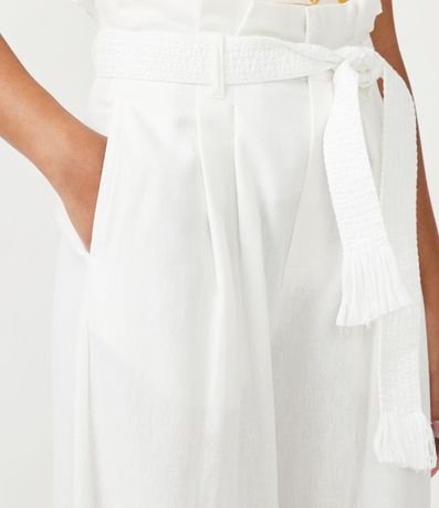Pantalón en Lino con Pliegues y Cinturón Bordado 5