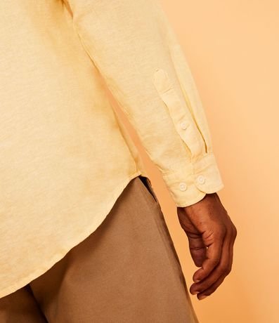 Camisa Comfort Básica en Lino 5
