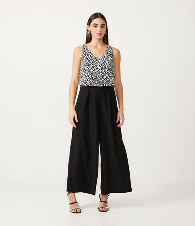 Blusa Corta con Estampado de Corazón y Detalle en Botón 2
