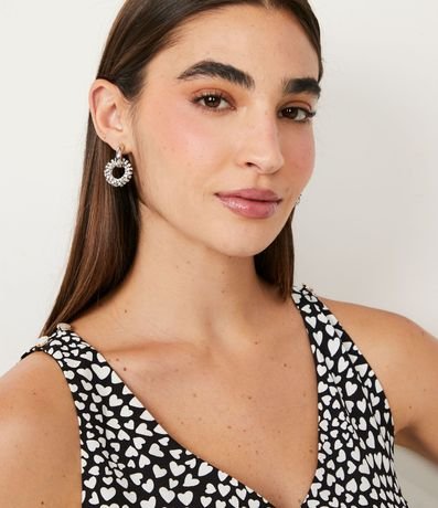 Blusa Corta con Estampado de Corazón y Detalle en Botón 4