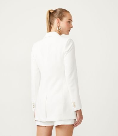 Blazer Sastrería Alargado con Botones Dorados 3